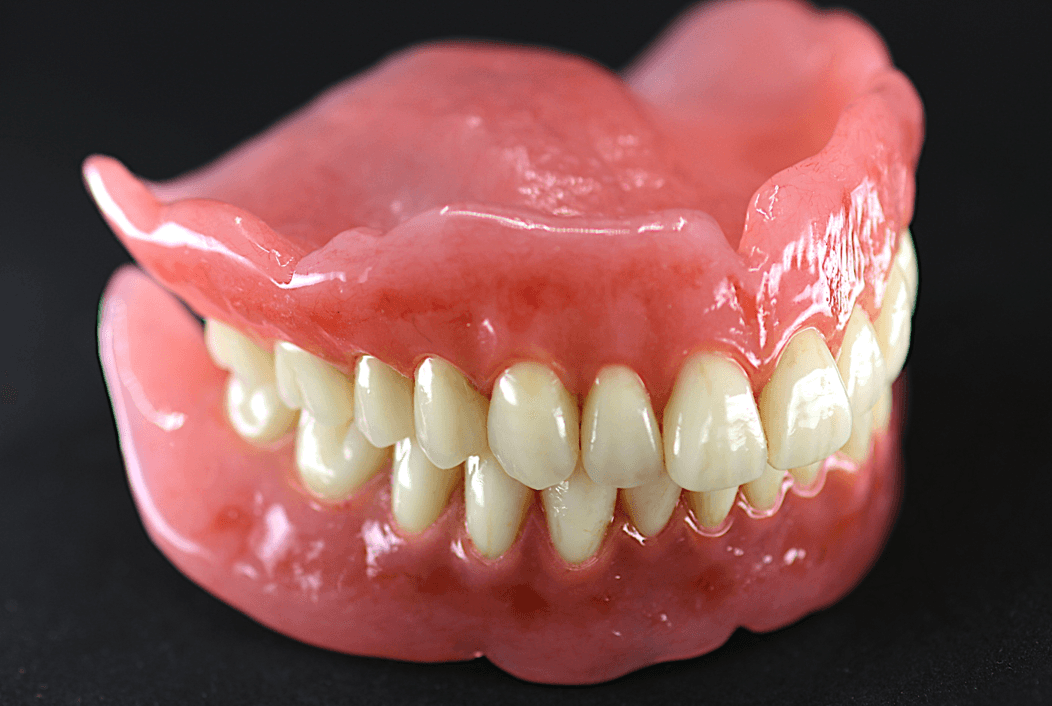 総義歯(入れ歯)